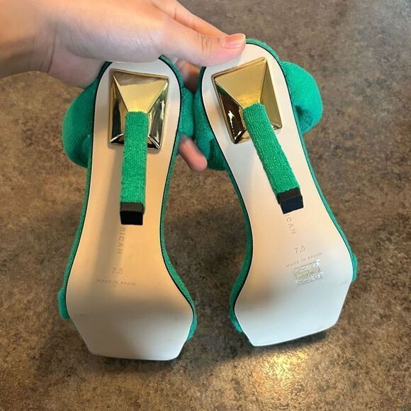 NWT Size 7.5 Good American Green Terry Cloth Heels - Picture 4 of 13